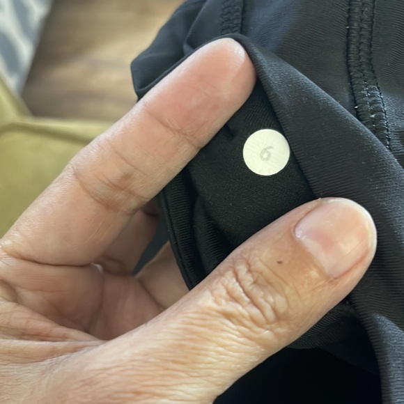 Lululemon shorts, exercise jogging walking running yoga meditation - Picture 3 of 4